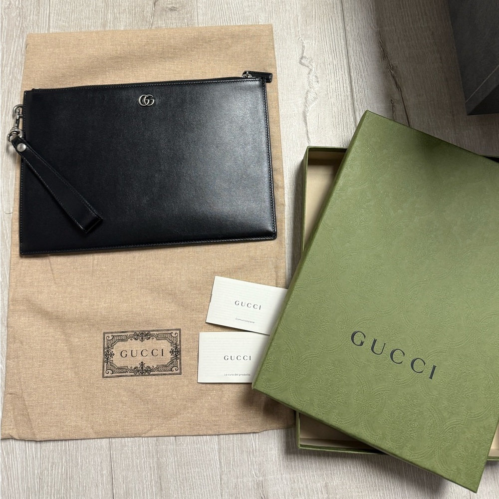 NEW Gucci Calfskin GG Marmont Zip Pouch *AUTHENTIC*
